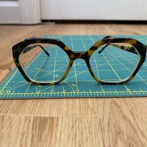 Cute Chelsea Morgan Geometric Eyeglasses!